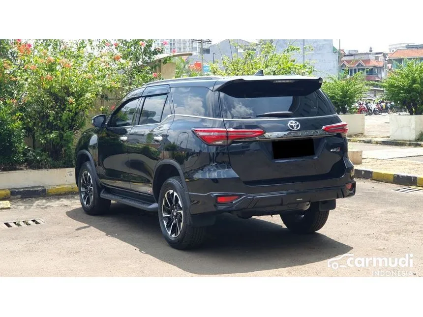 2022 Toyota Fortuner GR Sport 4X2 SUV