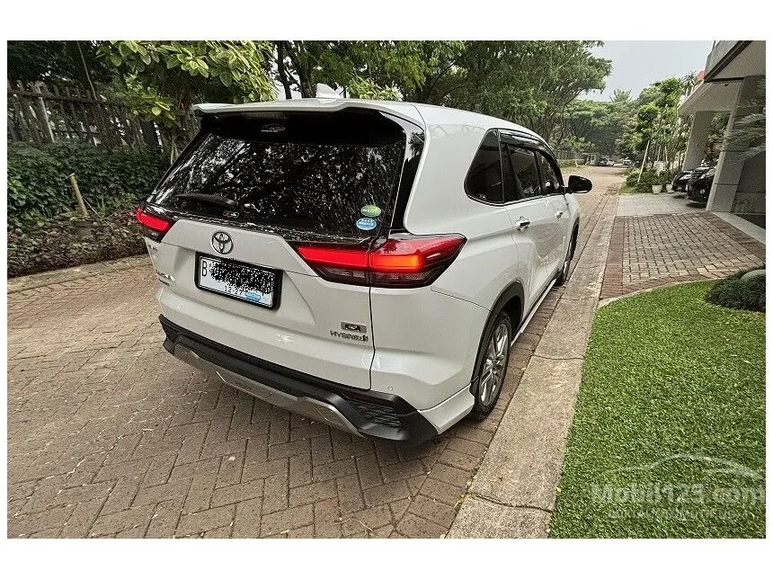2022 Toyota Kijang Innova Zenix Q HV TSS Modellista Wagon