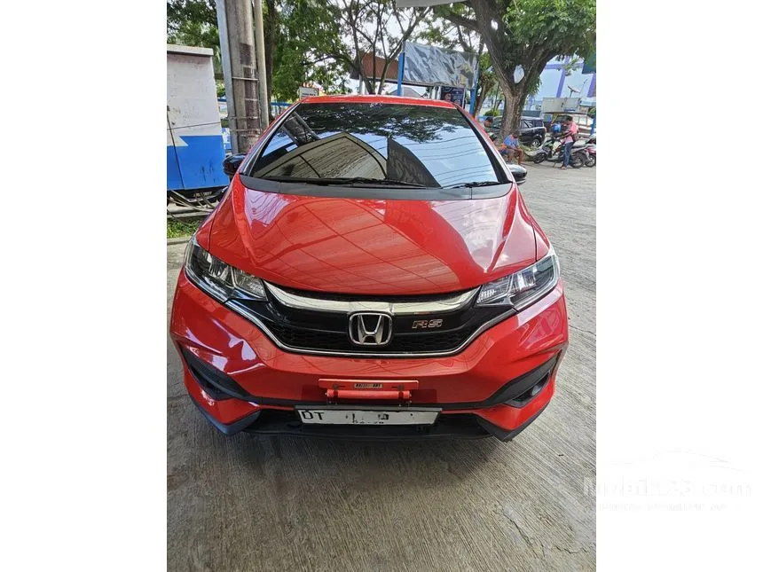 Jual Mobil Honda Jazz 2018 RS 1.5 di Sulawesi Tenggara Automatic Hatchback Merah Rp 230.000.000