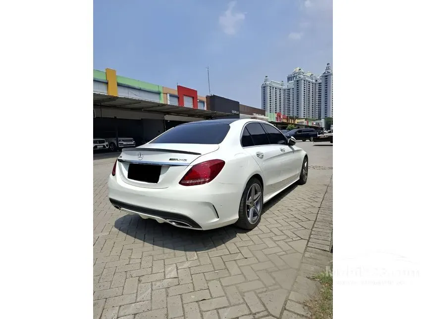2018 Mercedes-Benz C300 AMG Line Sedan