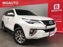 2015 Toyota Fortuner 2.8 (ปี 15-18) V SUV AT