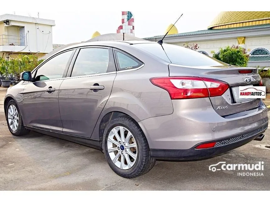 2012 Ford Focus Titanium Sedan