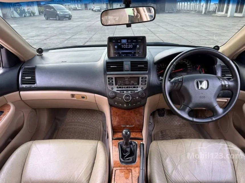 2004 Honda Accord VTi-L Sedan