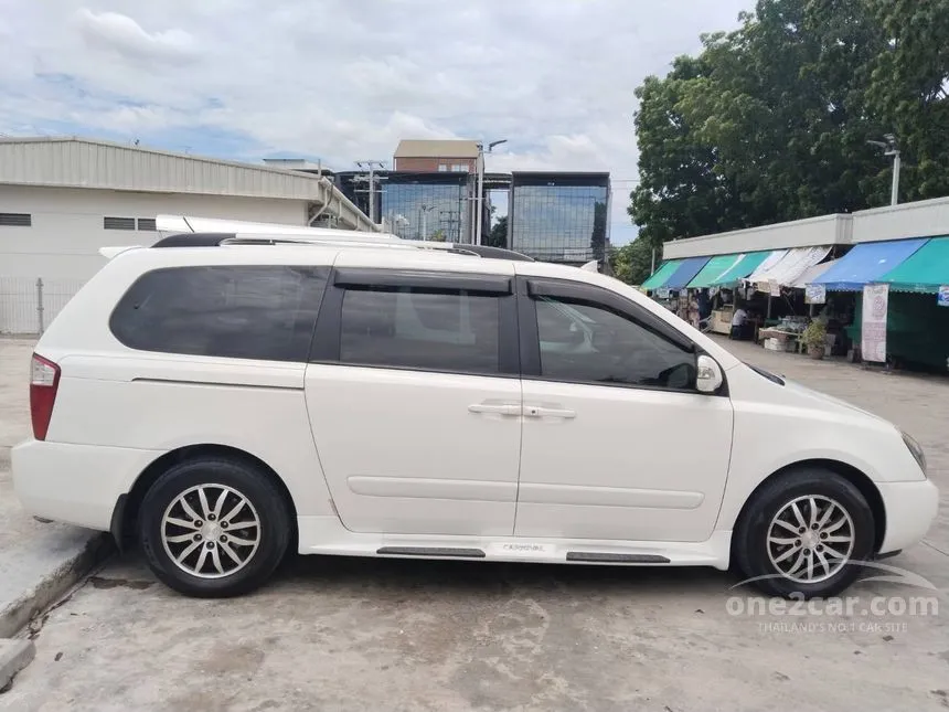 2013 Kia GRAND CARNIVAL CEO Wagon