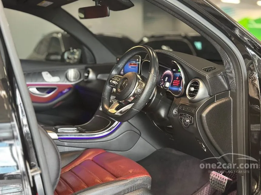 2025 Mercedes-Benz GLC300 e 4MATIC AMG Dynamic Coupe