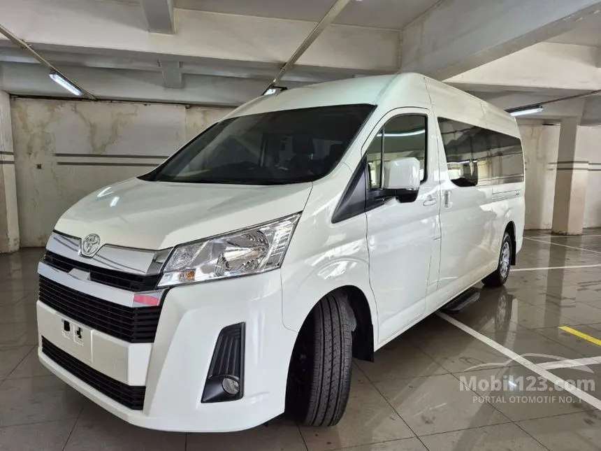 2026 Toyota Hiace Premio Van