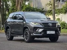 2022 Toyota Fortuner 2.4 VRZ GR SPORT 4X2 SUV Bergaransi