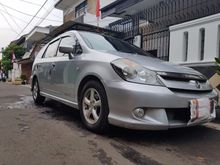 2004 Honda Stream 2.0 2 MPV