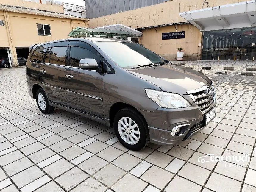 2014 Toyota Kijang Innova V Luxury MPV