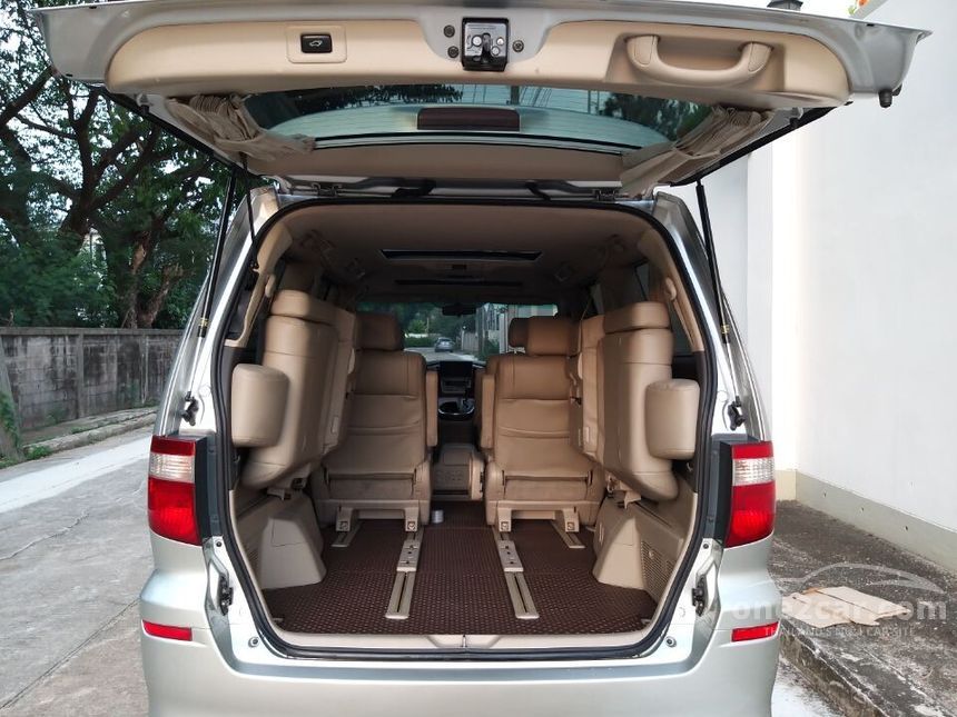 Legenda Jalan Raya: Mengupas Toyota Alphard 2004 V6