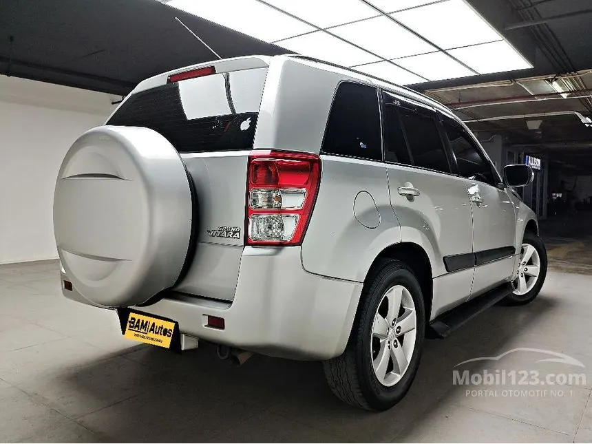 2011 Suzuki Grand Vitara SUV