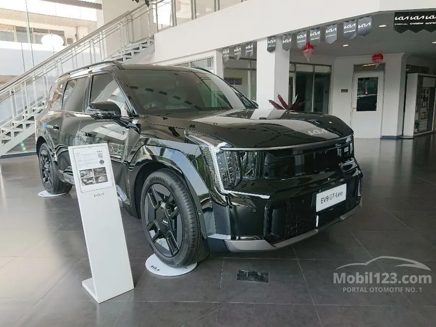 Jual Mobil KIA EV9 2023 GT Line Long Range di DKI Jakarta Automatic Wagon Hitam Rp 1.985.000.000