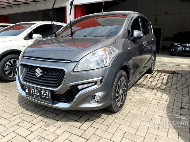 Suzuki Ertiga Dreza Mobil bekas dijual di Jabodetabek (Indonesia