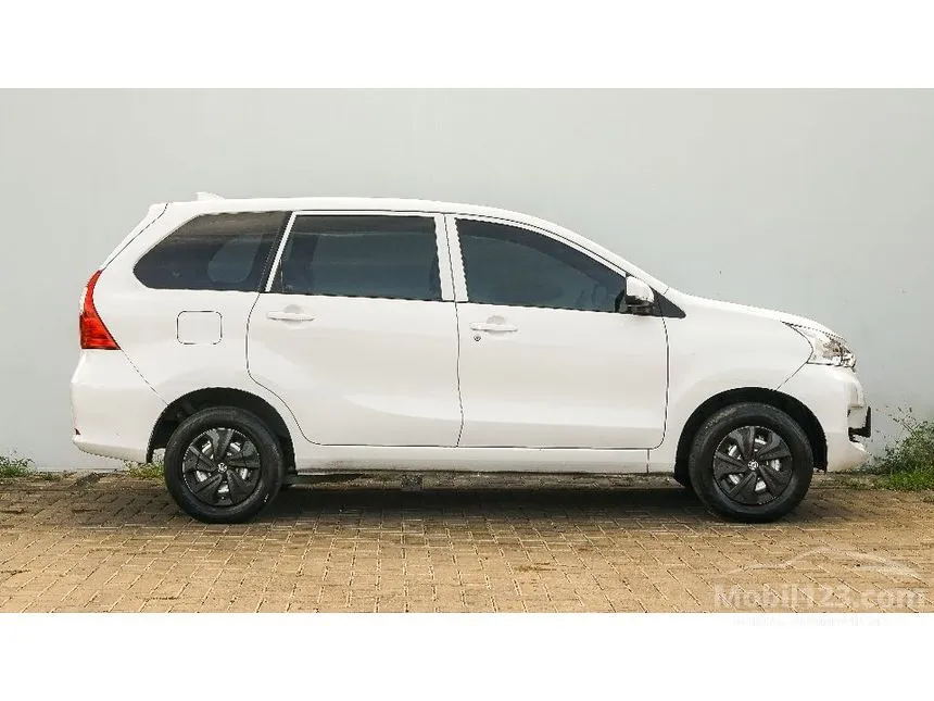 2020 Toyota Avanza Transmover MPV