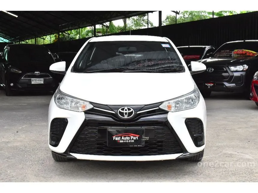 2021 Toyota YARIS Entry Hatchback