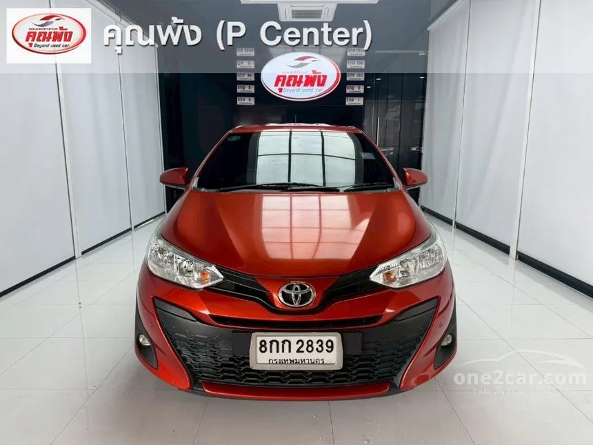 2019 Toyota YARIS E Hatchback