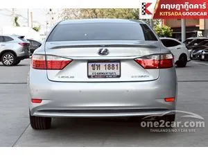 2014 Lexus ES300h 2.5 Luxury Sedan