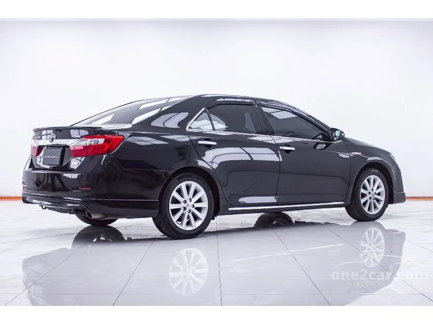 2013 Toyota CAMRY Hybrid Sedan