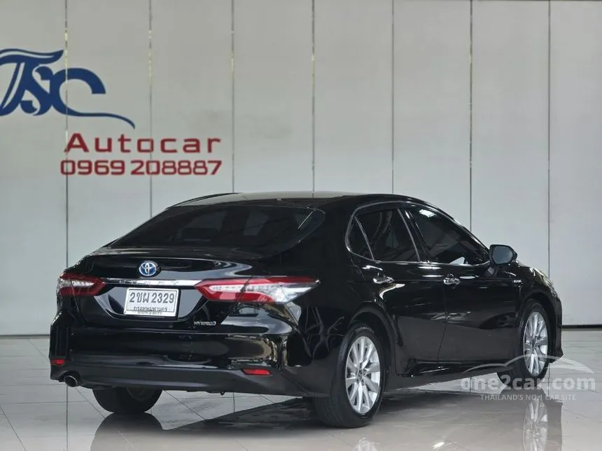 2022 Toyota CAMRY HEV Premium Luxury Sedan