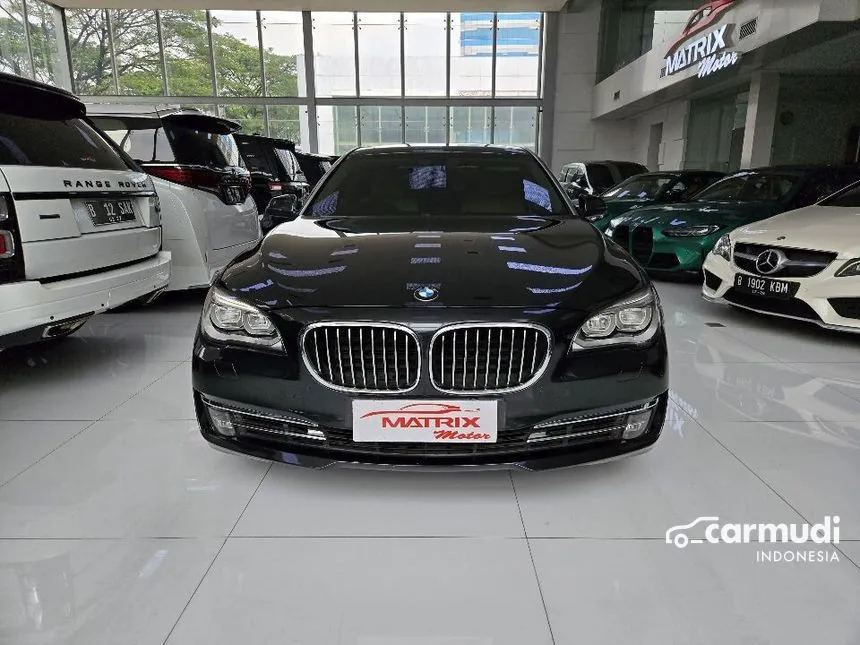 2014 BMW 740Li Sedan