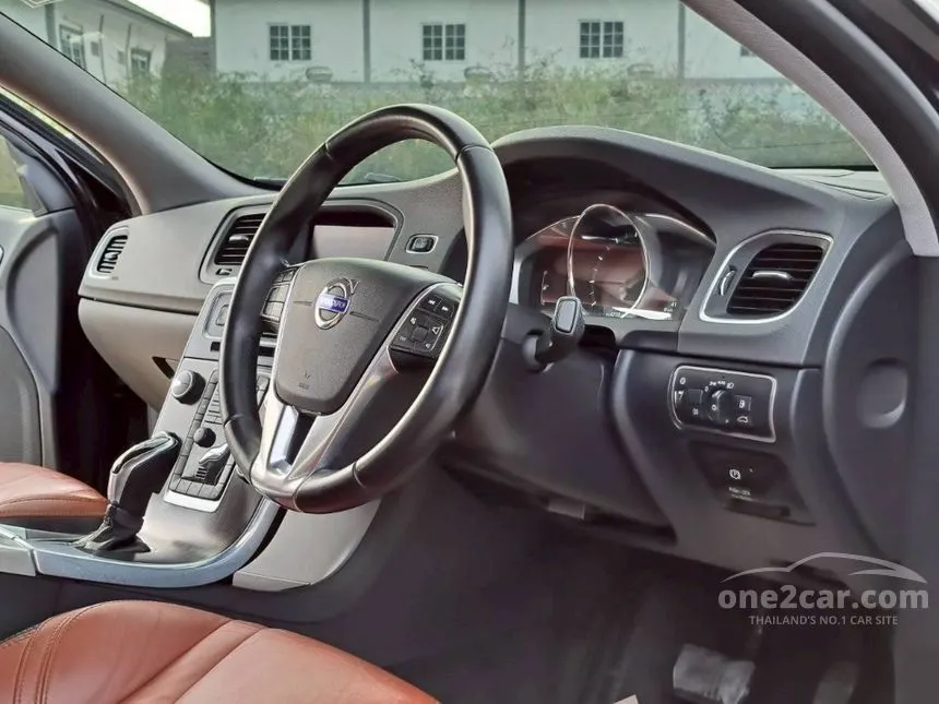 2014 Volvo S60 DRIVe Sedan