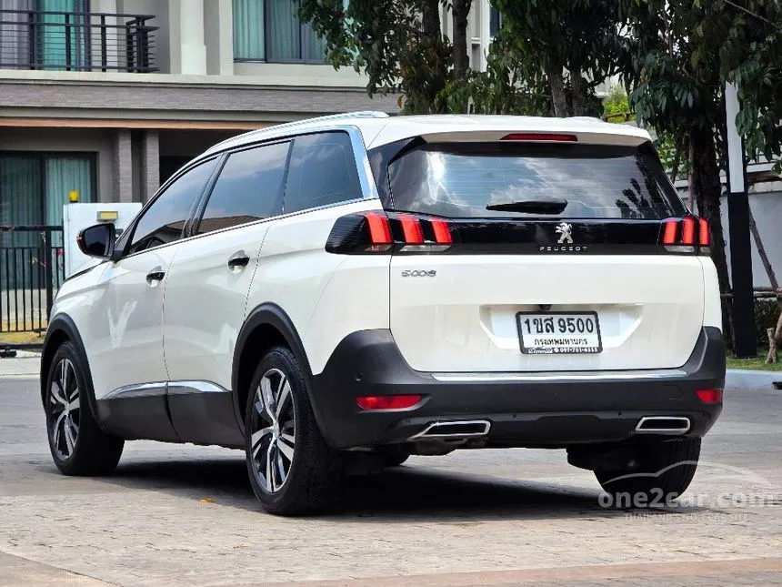 2021 Peugeot 5008 Allure SUV