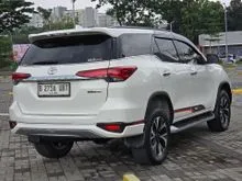 2018 Toyota Fortuner 2.4 VRZ TRD 4X2 SUV Pajak Panjang Service Record