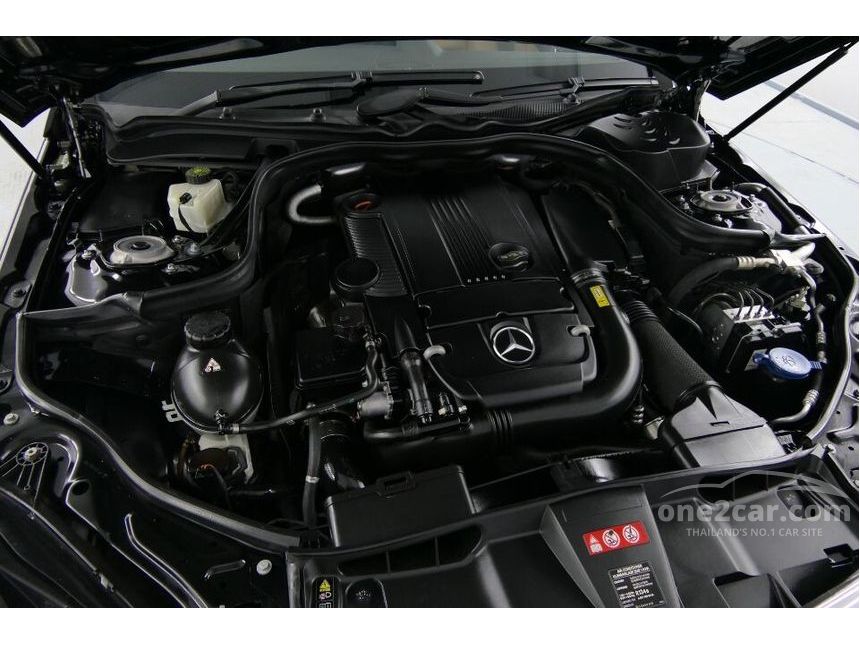 2012 Mercedes-Benz E200 CGI Avantgarde Sedan