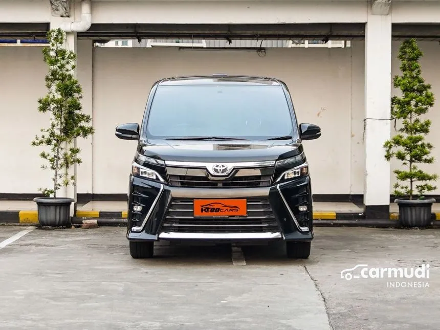 2019 Toyota Voxy MPV