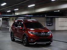 Km 25rb Dp 22 jt Honda BR-V 1.5 E Prestige