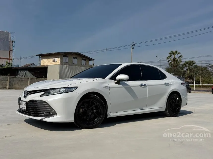 2020 Toyota CAMRY Hybrid Sedan