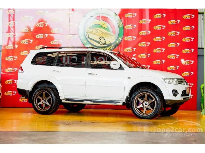 2015 Mitsubishi PAJERO SPORT GT SUV