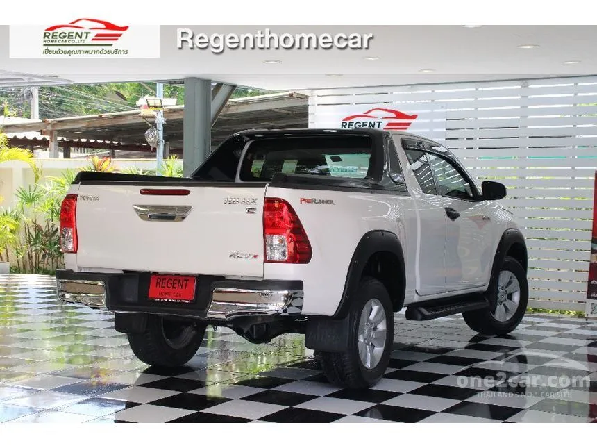 2018 Toyota HILUX REVO E Prerunner Smart Cab Pickup