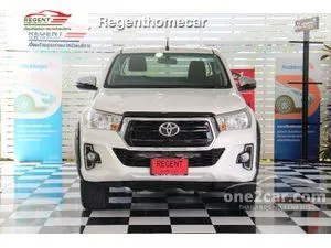 2018 Toyota HILUX REVO 2.4 E Prerunner Smart Cab Pickup