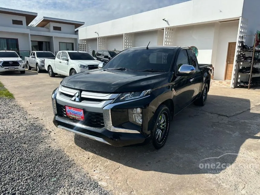 2021 Mitsubishi TRITON GLX Mega Cab Pickup