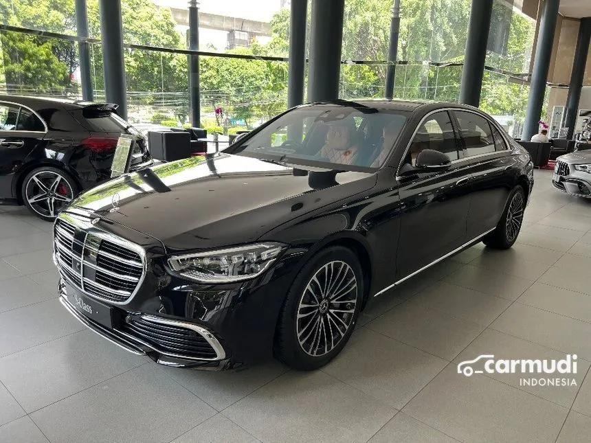 2023 Mercedes-Benz S450L Luxury 4MATIC Sedan
