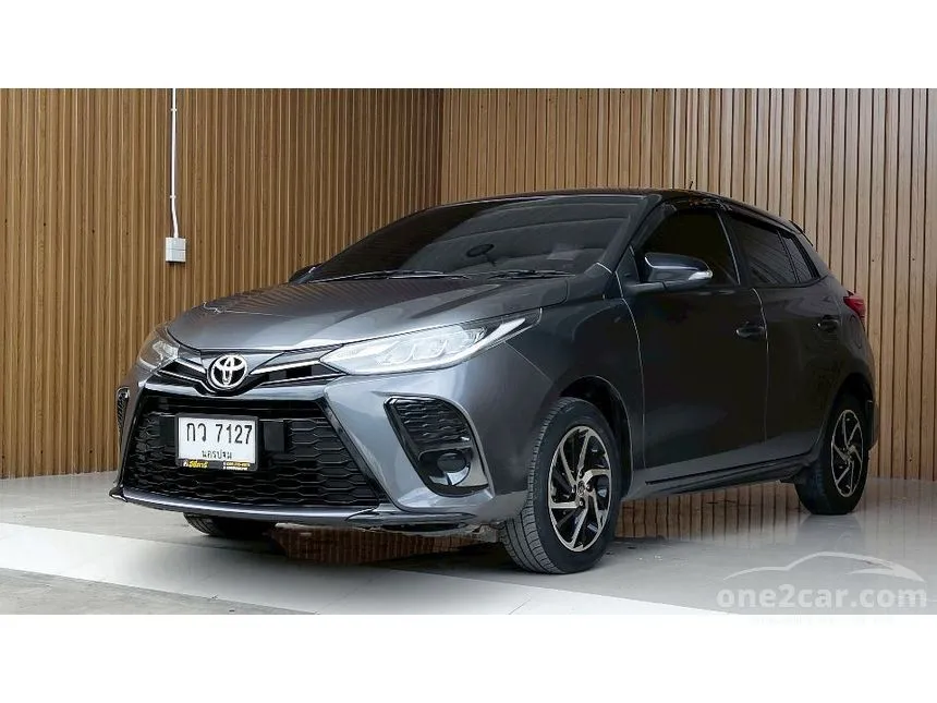 2022 Toyota YARIS Sport Hatchback