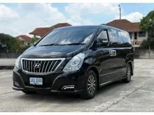 2017 Hyundai H-1 2.5 (ปี 08-17) Deluxe Van