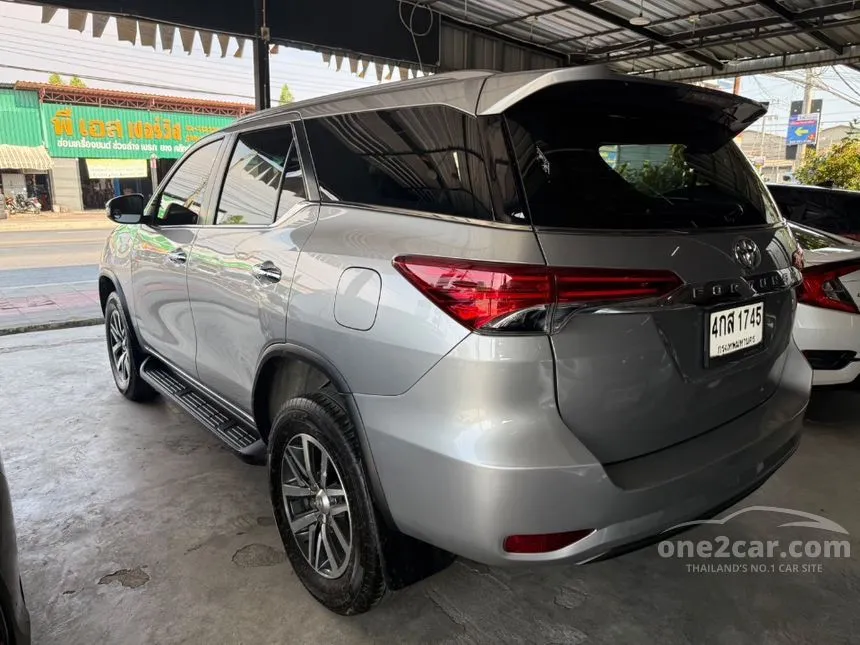 2015 Toyota FORTUNER V SUV