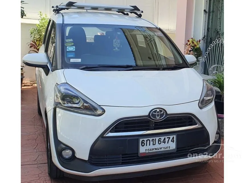 2017 Toyota Sienta V Wagon