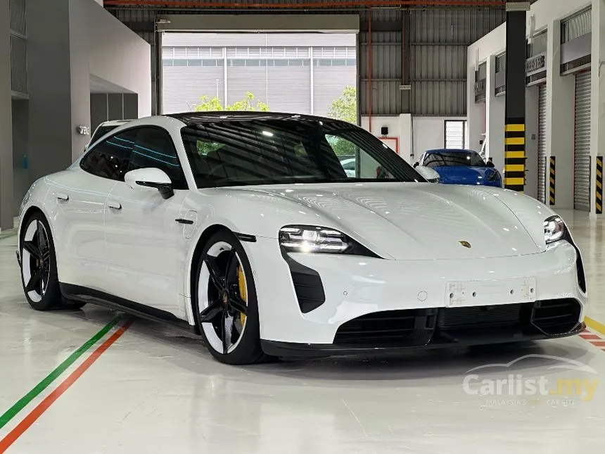 2020 Porsche Taycan Turbo S Sedan