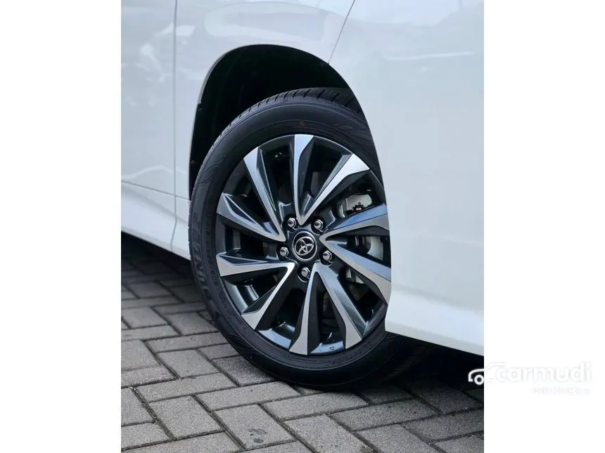 2026 Toyota Voxy (Premium Color) MPV