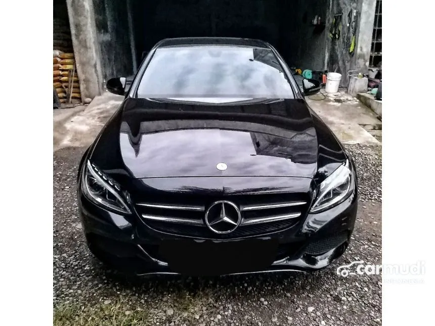 2017 Mercedes-Benz C200 Avantgarde Sedan