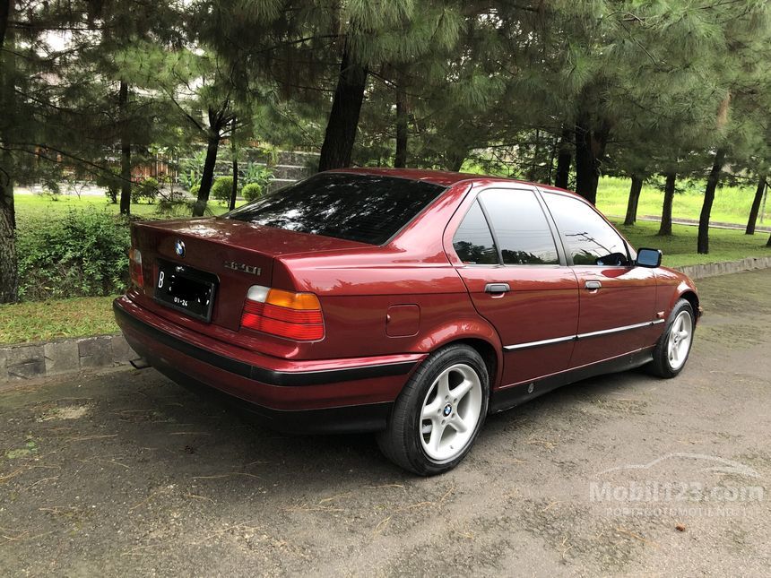 Jual Mobil  BMW  320i  1994  E36 2 0 Manual 2 0 di Jawa Barat 