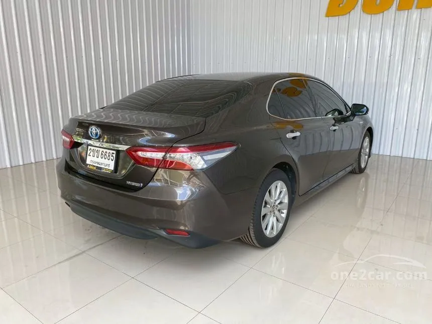 2021 Toyota CAMRY Hybrid Premium Sedan