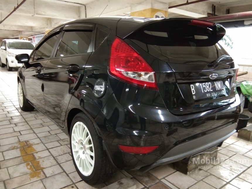 2012 Ford Fiesta Sport Sedan