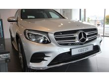 2017 Mercedes-Benz GLC250 2.0 4MATIC SUV -- NEW DEAL --