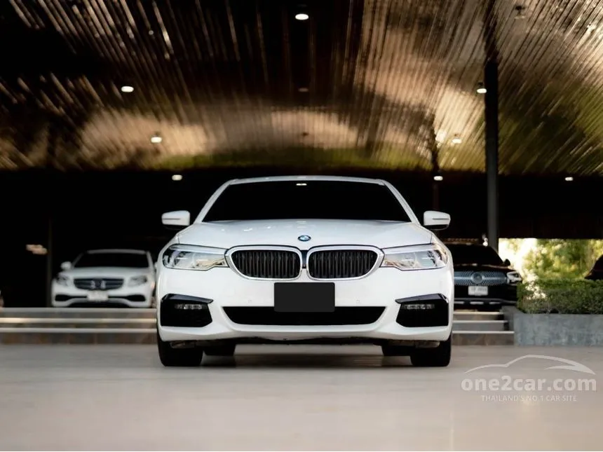 2020 BMW 530e M Sport Sedan