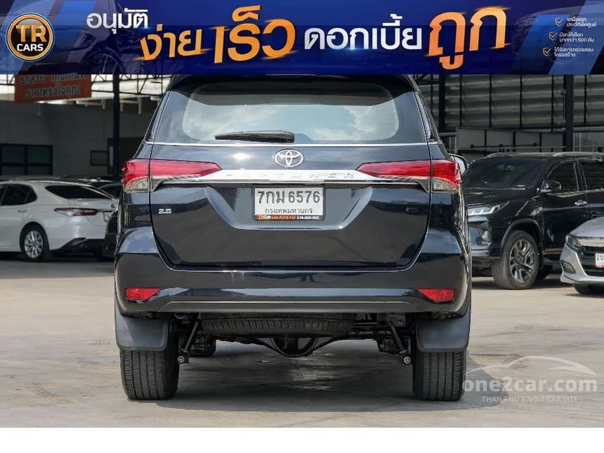 2018 Toyota FORTUNER V SUV