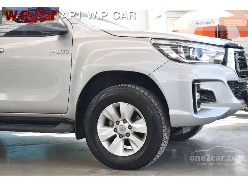 2020 Toyota Hilux Revo Prerunner E Plus Pickup